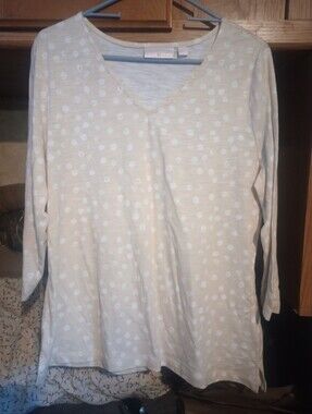 Belle by Kim Gravel Cream Polka Dot V‑Neck Top
